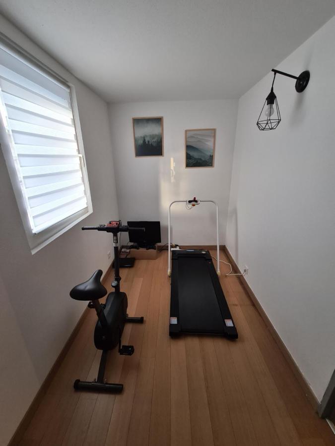 Agreable Appartement Avec Spa Proche De La Foret Brechaumont Ngoại thất bức ảnh