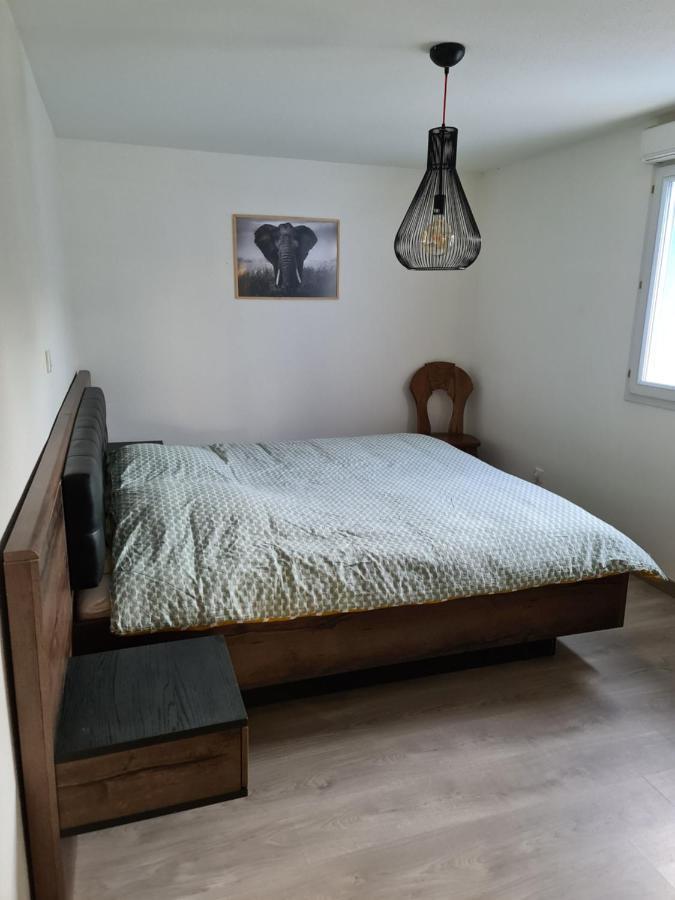 Agreable Appartement Avec Spa Proche De La Foret Brechaumont Ngoại thất bức ảnh